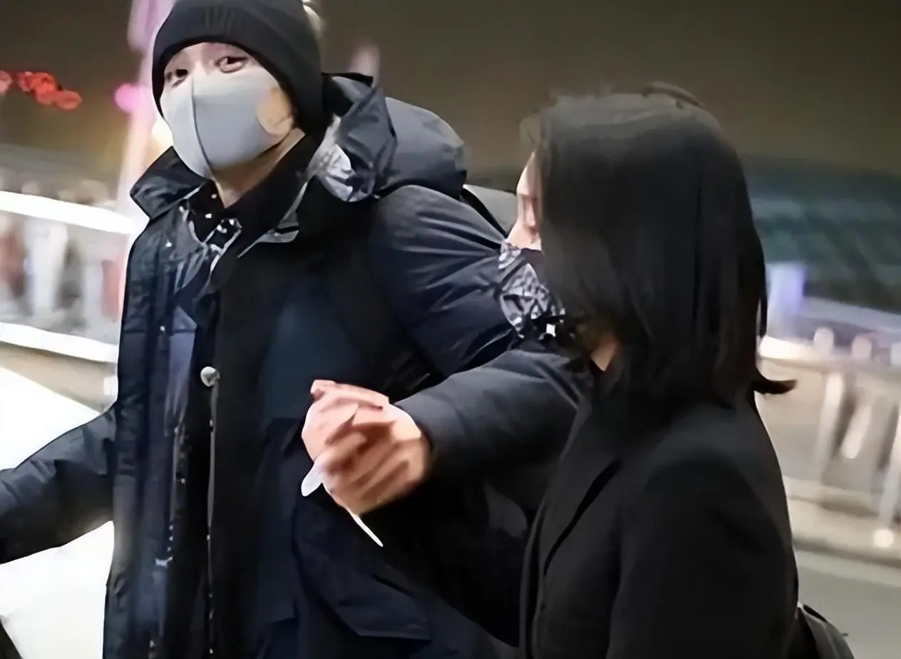 探班可以要签名吗_探班需要带什么_探班一般带什么吃的