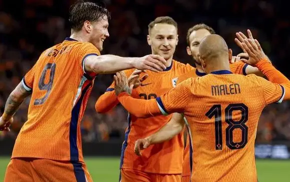 fifa 442_fifa442战术板_fifa442经理人战术