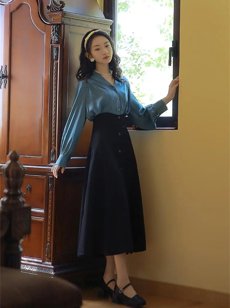 穿裙子的美女自缚_美女穿裙子岔开双腿_美女穿裙子的简笔画